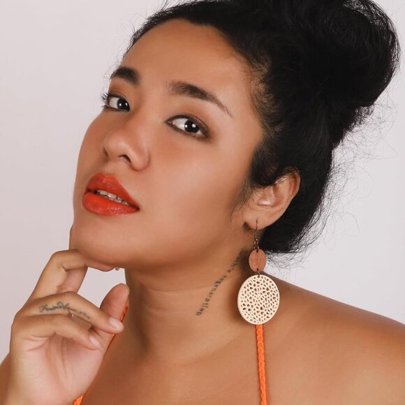 Bohemian Hollow Cut-Out Wood Leather Dangle Drop Earrings, Boho Chic Hippie Stat - Picture 7 of 7